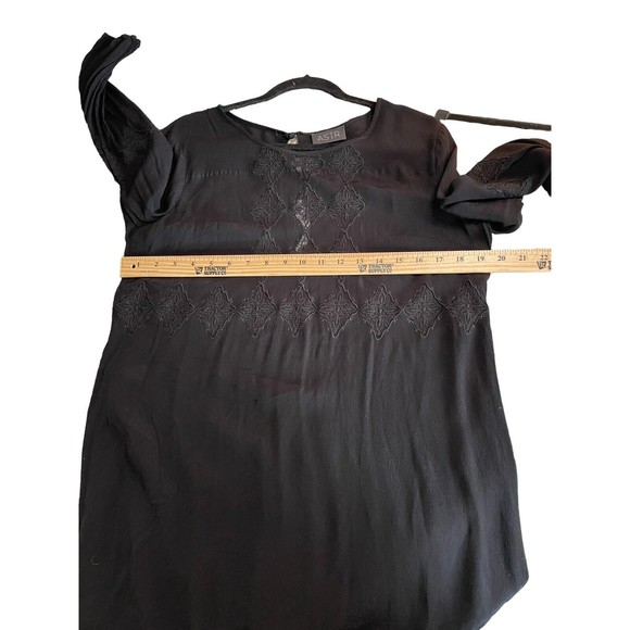 ASTR The Label Lace Cut Out Sheath Dress Black Size Large Long Sleeve Silk Blend - Picture 9 of 11